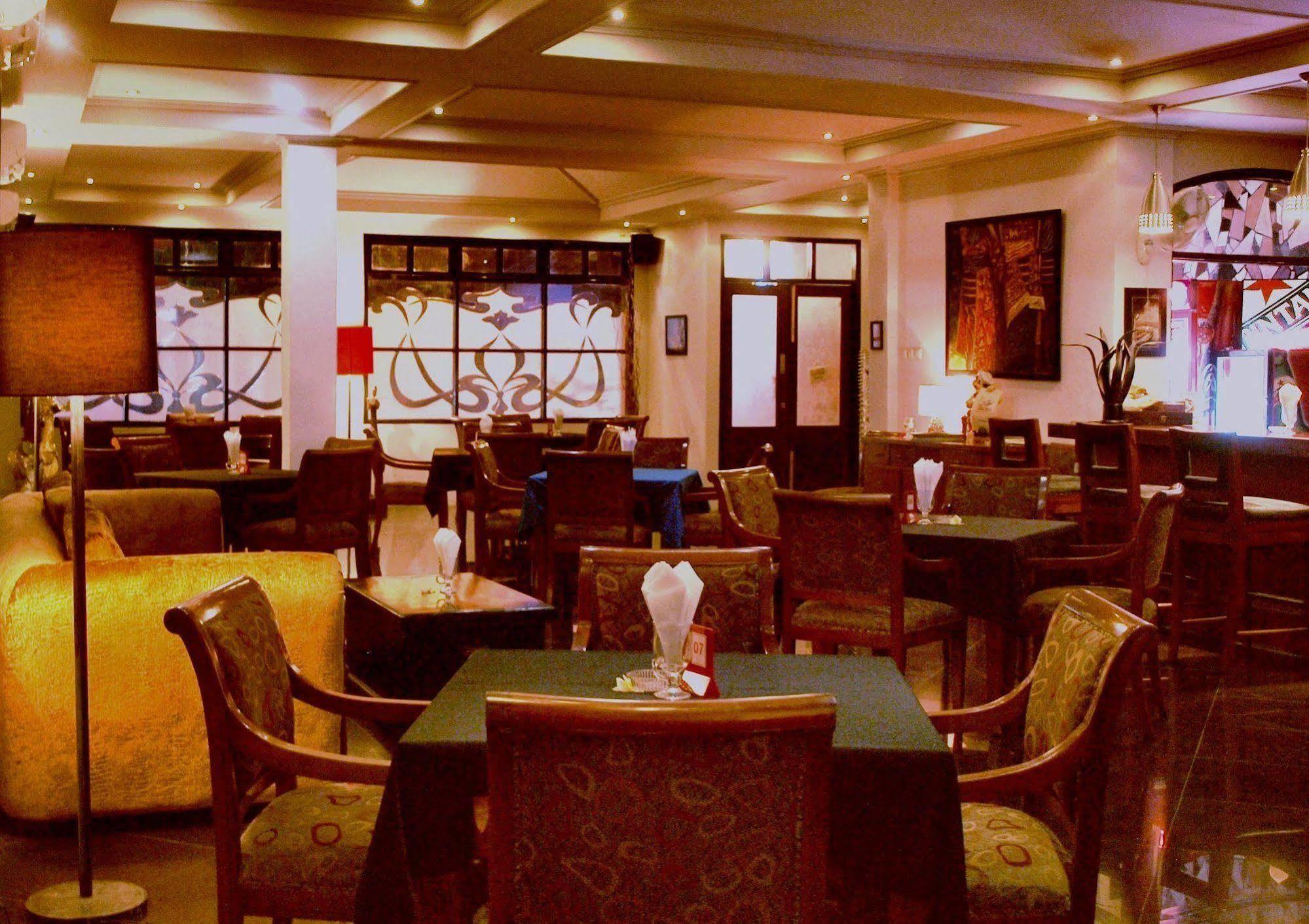 The Gecho Inn Town Jepara Eksteriør billede